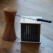 Spiedini - SateMaker/SpiesMaker Pakket - Rijgen en snijden van 100 sat...