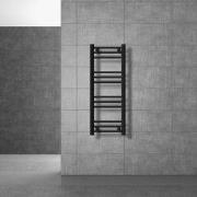 Badkamerradiator Sahara 300x800 mm zwart mat recht met zijaansluiting ...