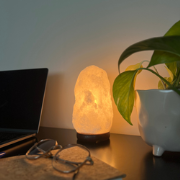 Dimbare Himalaya zoutlamp Bliss - 1-2 KG